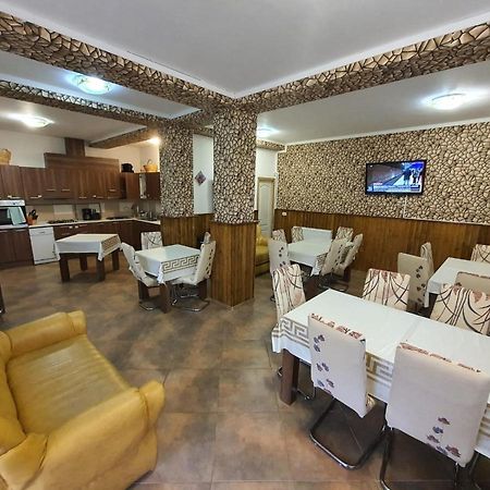 Pensiunea Eden Беїле-Оленешті Екстер'єр фото